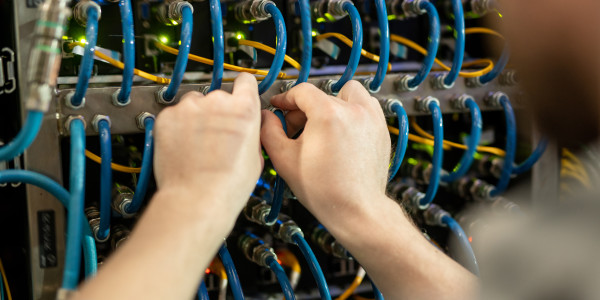 Infraestructura Común Telecomunicaciones Fuente el Saz de Jarama · Instalación de infraestructura común de Telecomunicación Voz sobre IP (VoIP)